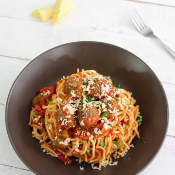 Better than Pastamania Spaghetti Bolognese with Meatballs