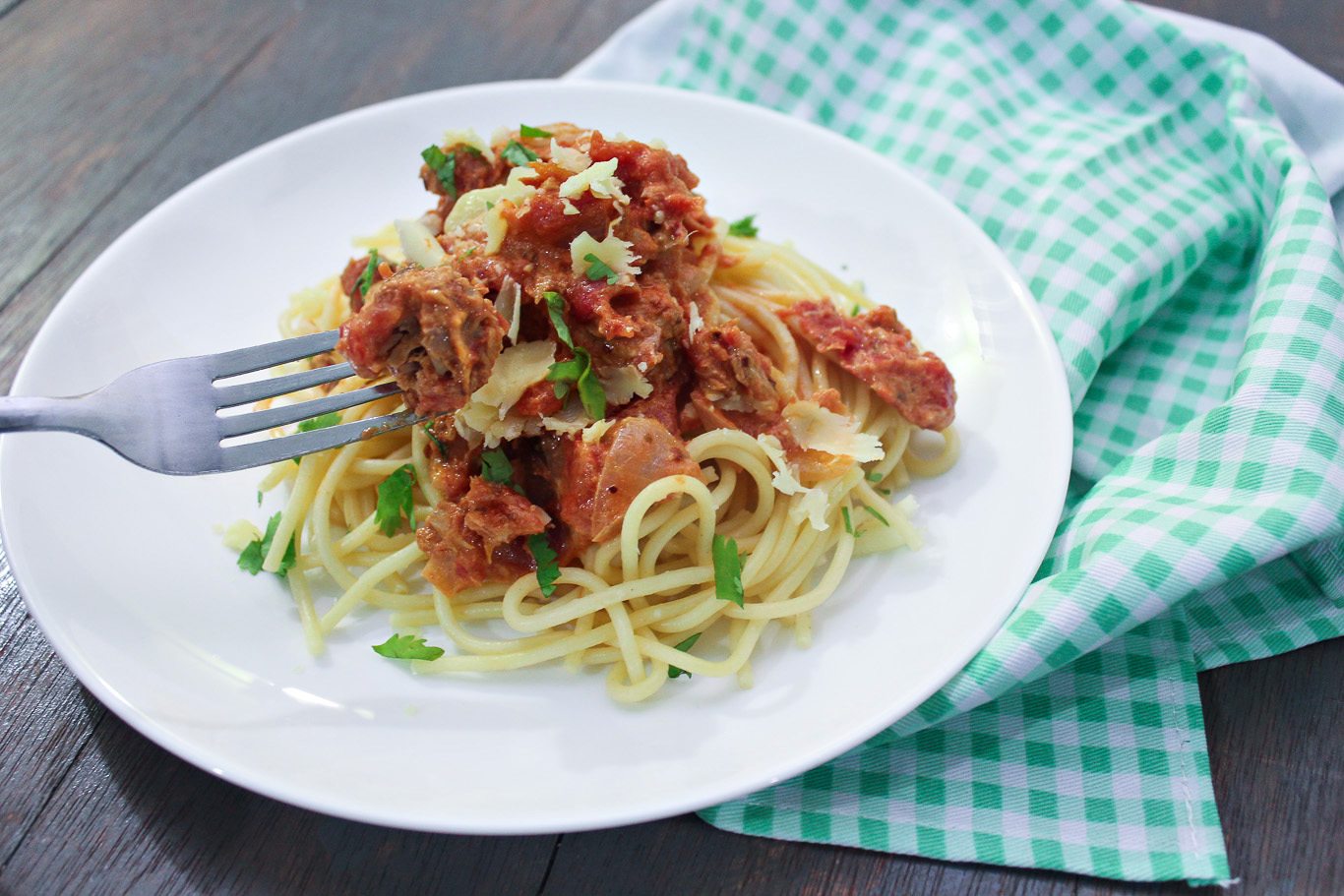 Pasta with Tuna and Tomato Cream Sauce
