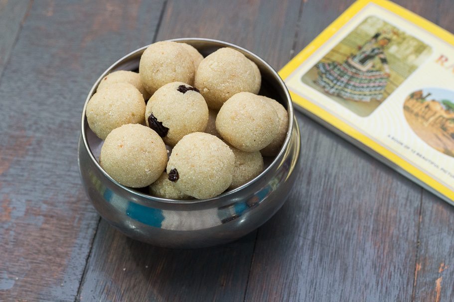 Sooji Ladoo Recipe