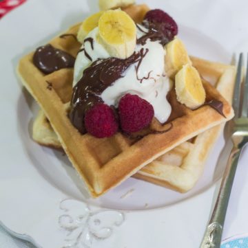 5 Minutes Fluffy Waffle Recipe