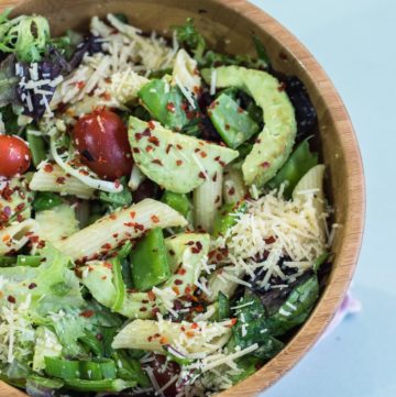 Delicious Pasta Salad with Avocado Dressing