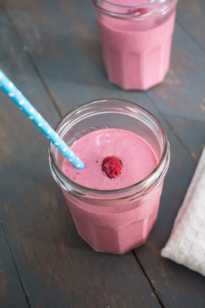 Vegan Raspberry and Coconut Smoothie