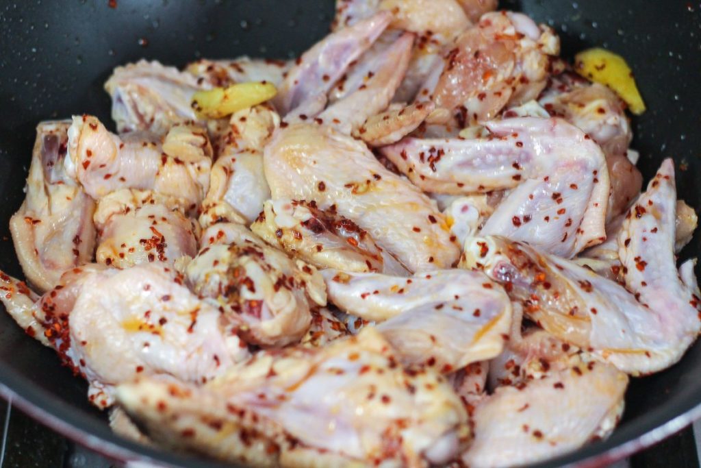 Delicious Stovetop Honey Chicken Wings 