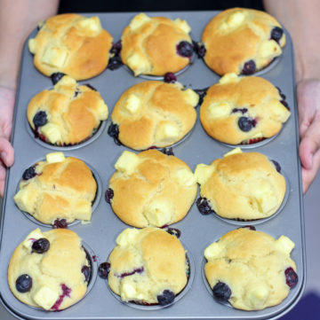 Soft Blueberry Cream Cheese Muffins