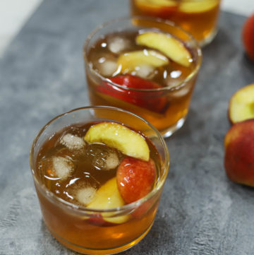 Delicious Peach Iced Tea