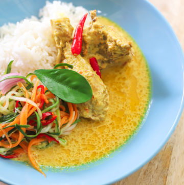 Ayam Masak Lemak Cili Padi recipe