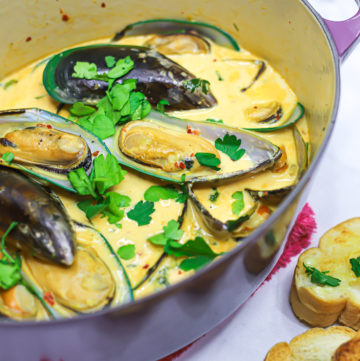 Mussels In Lemon Garlic Butter Sauce