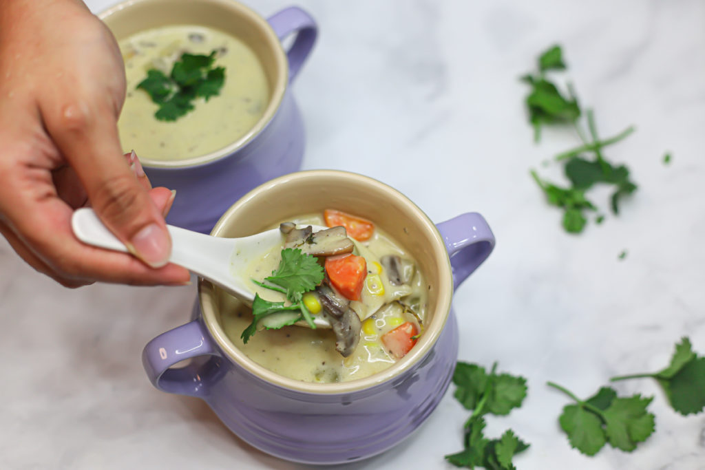 Delicious Creamy Chicken Soup