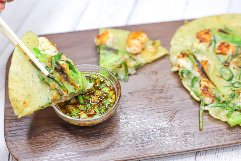 Easy Korean Pancakes - Haemul Pajeon
