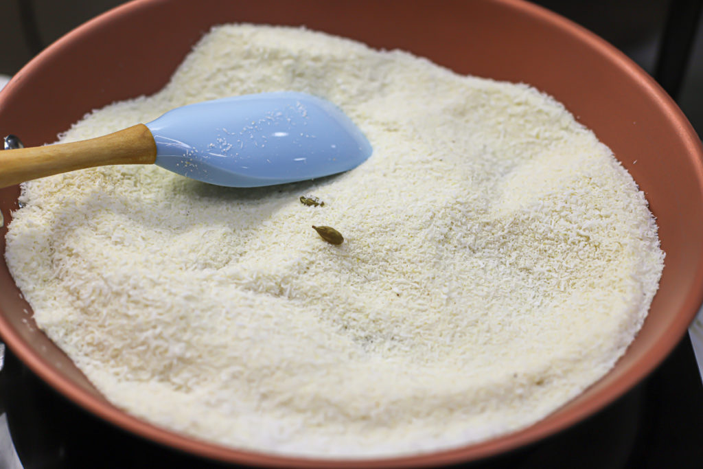 Suji Ladoo - Semolina Ladoo