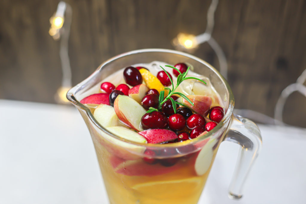Easy Non-Alcoholic Sangria
