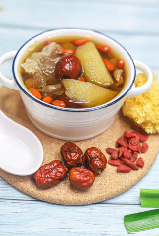 Pear and Snow Fungus Dessert